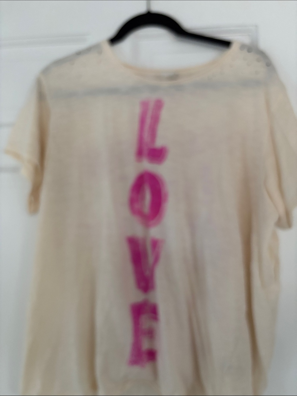 Magnolia Cream Tee with Pink Accent